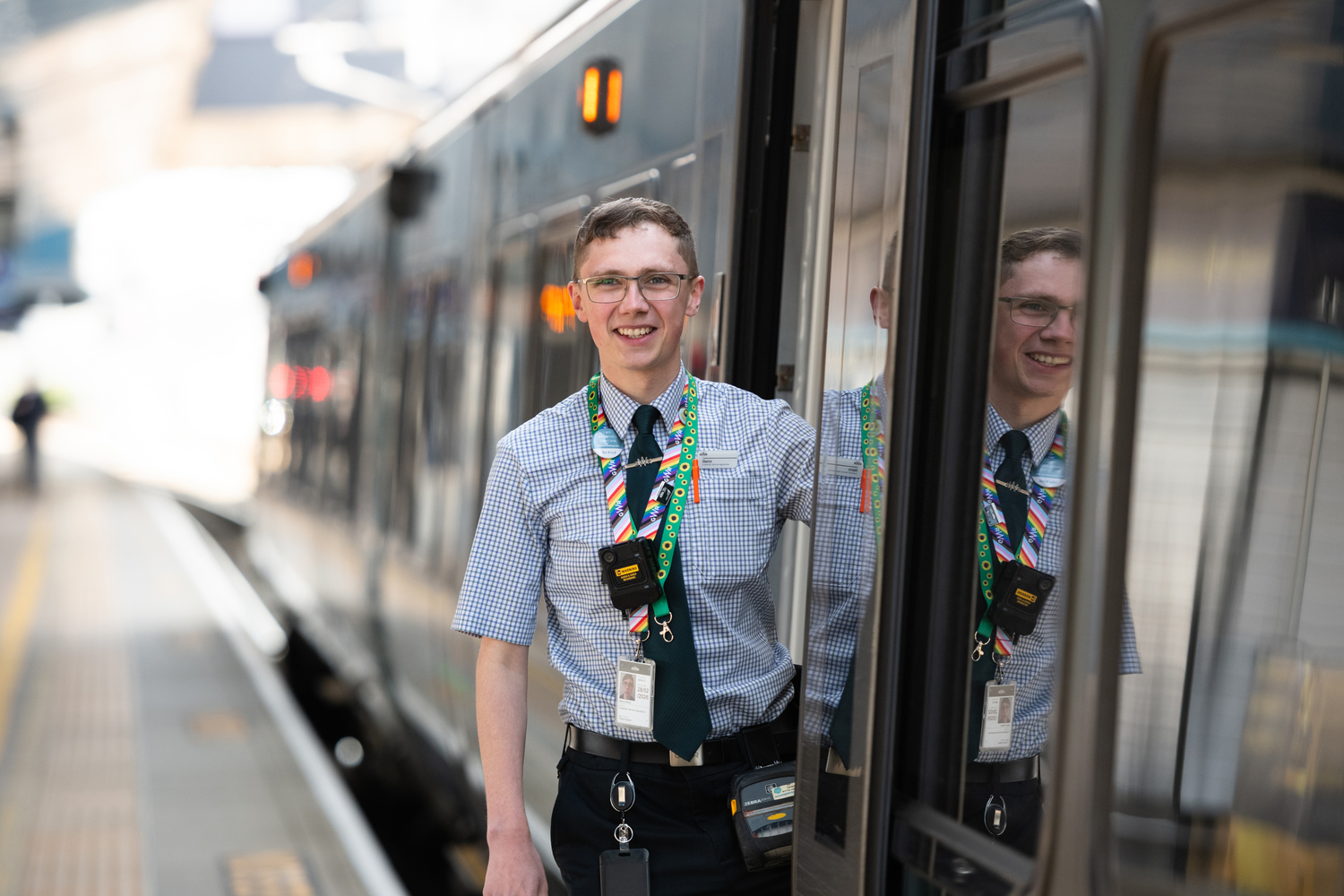 Formal Wear, Tie, Adult, Male, Man, Person, Glasses, Shirt, Face, Smile