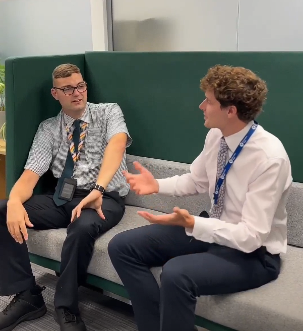 Conversation, Person, Adult, Male, Man, Interview, Head, Formal Wear, Tie, Face