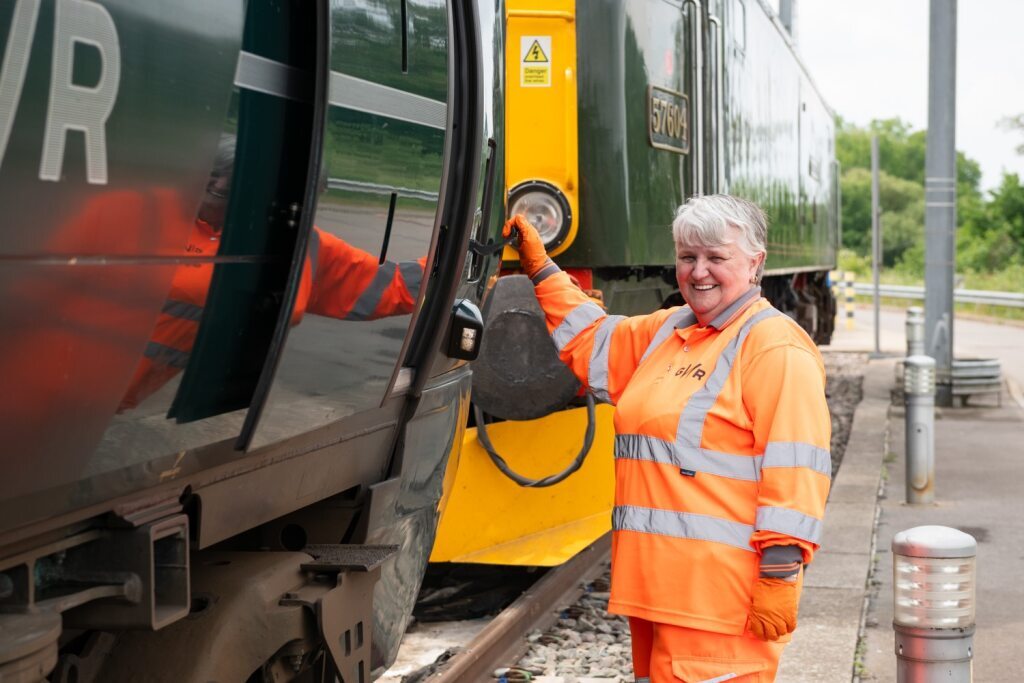 Person, Worker, Adult, Male, Man, Face, Machine, Wheel, Train, Vehicle