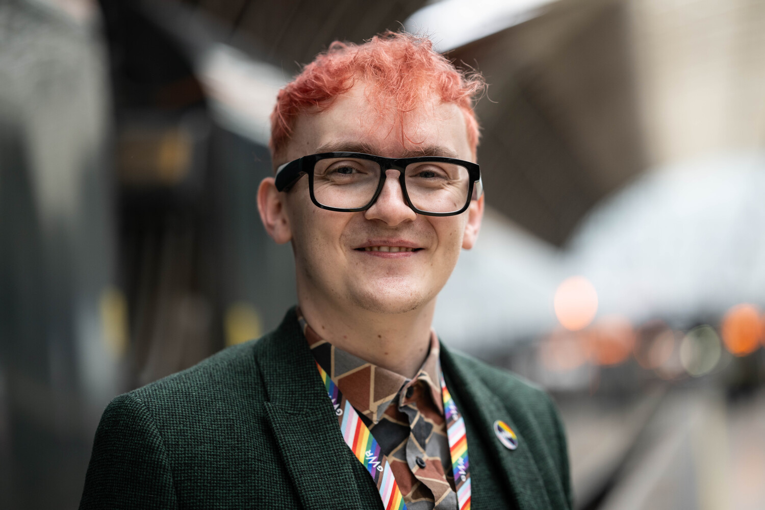 Face, Head, Person, Smile, Photography, Portrait, Coat, Formal Wear, Adult, Man