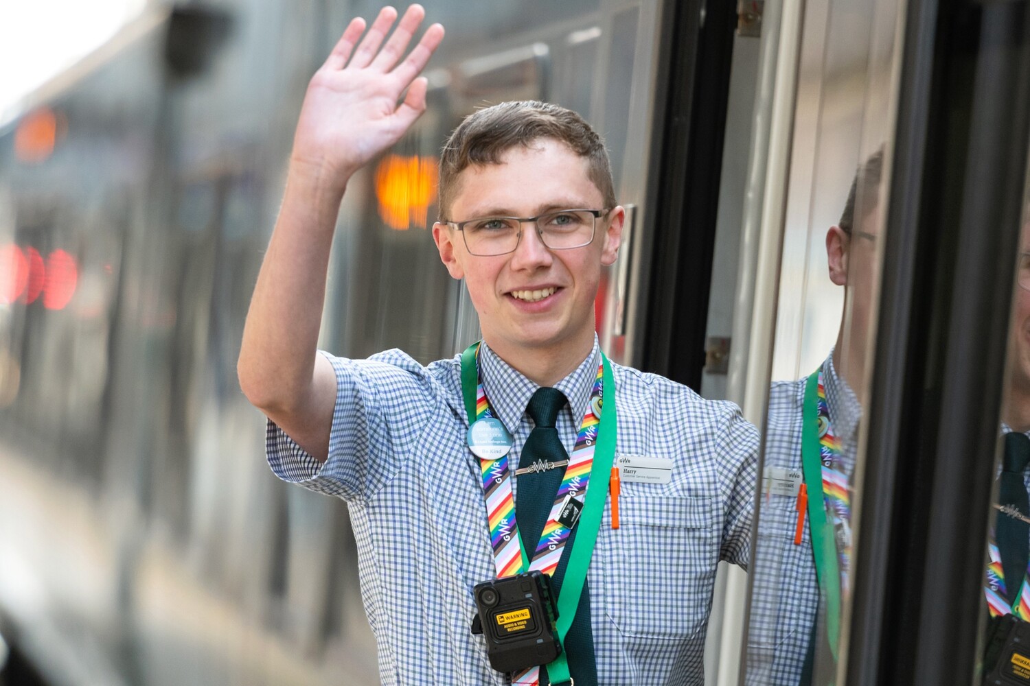 Head, Person, Face, Glasses, Adult, Male, Man, Tie, Happy, Smile