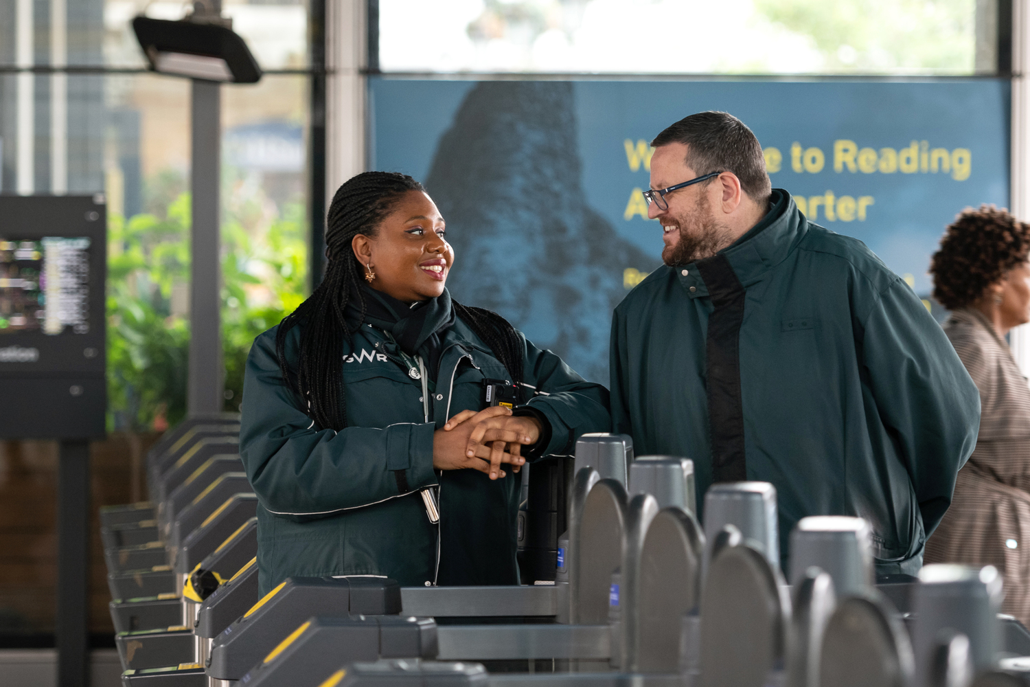 Adult, Male, Man, Person, Female, Woman, Coat, Glasses, Airport, People