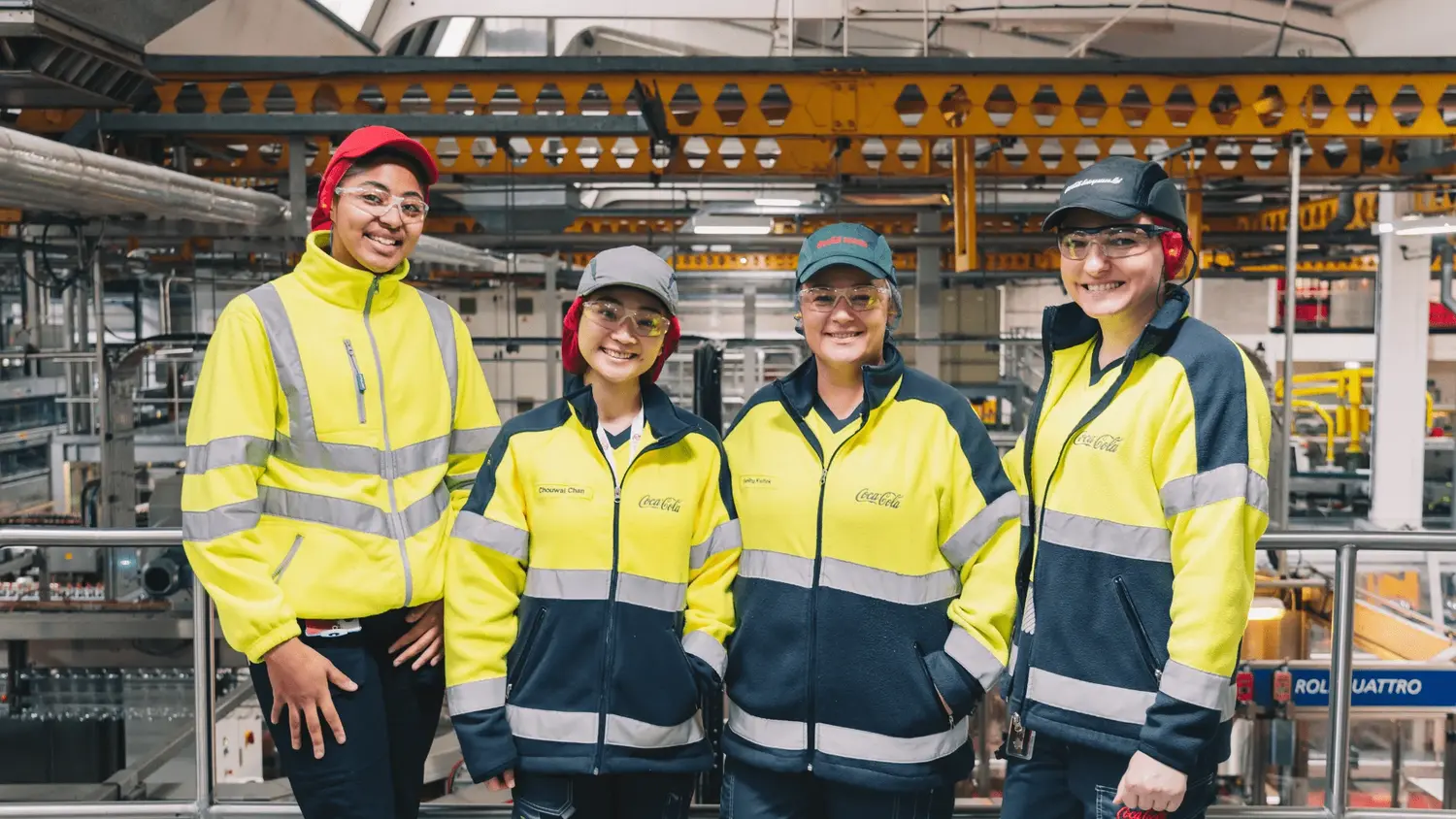 Person, Worker, Groupshot, Glasses, Adult, Male, Man, Hat, Hoodie, Glove