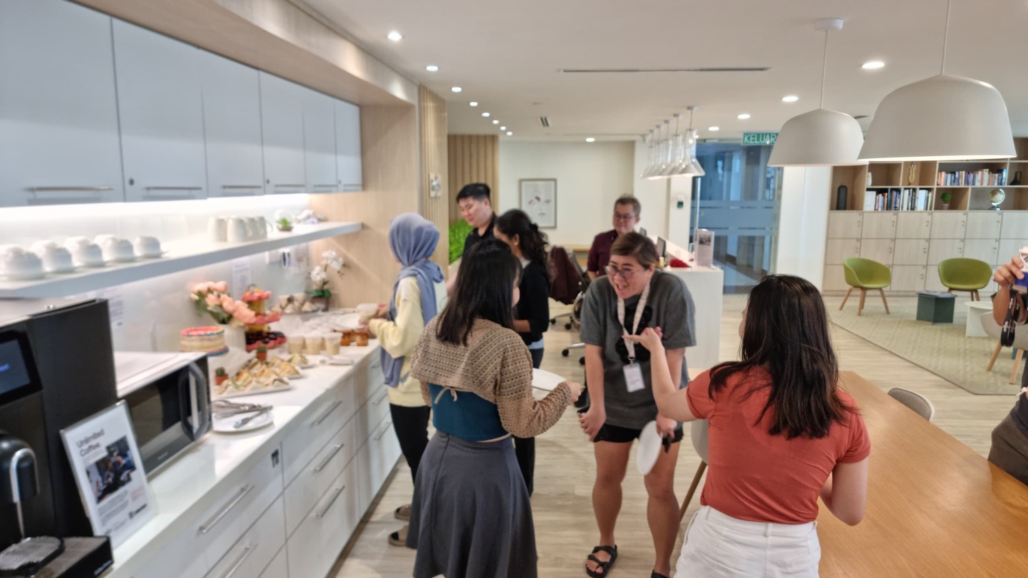 People, Person, Adult, Female, Woman, Cafeteria, Indoors, Interior Design, Microwave, Kitchen