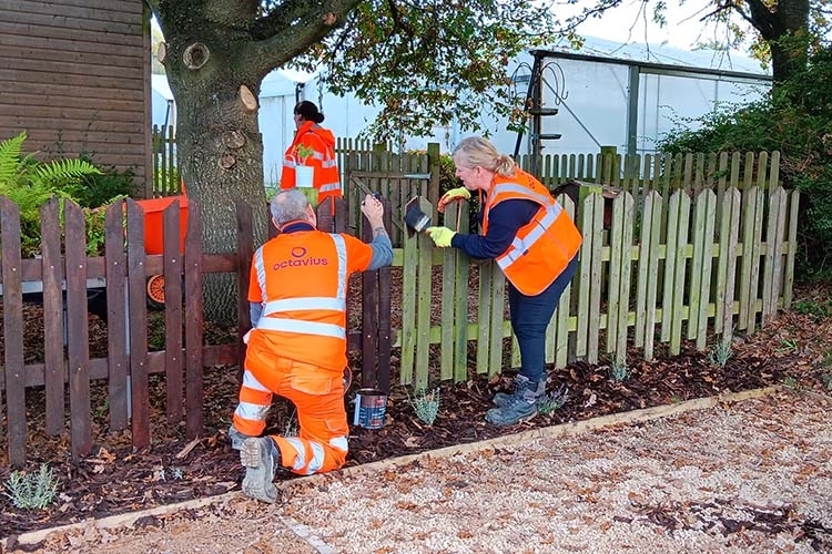 Nature, Outdoors, Yard, Glove, Person, Shoe, Adult, Male, Man, Worker