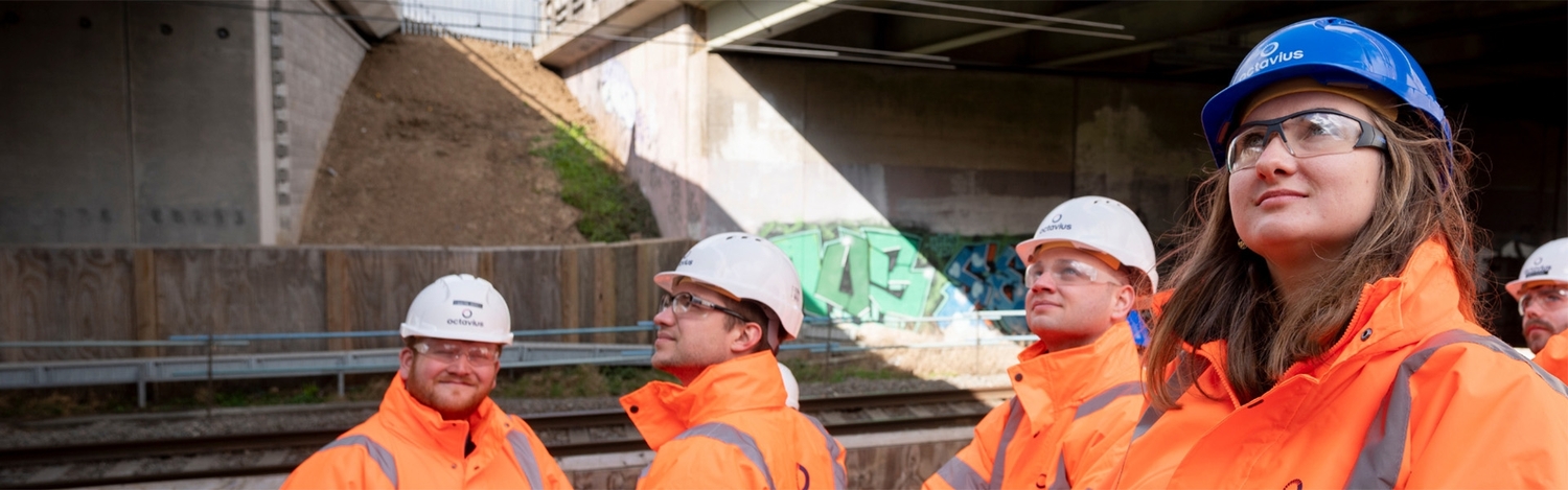 Hardhat, Helmet, Person, Worker, Adult, Male, Man, Glasses, Female, Woman