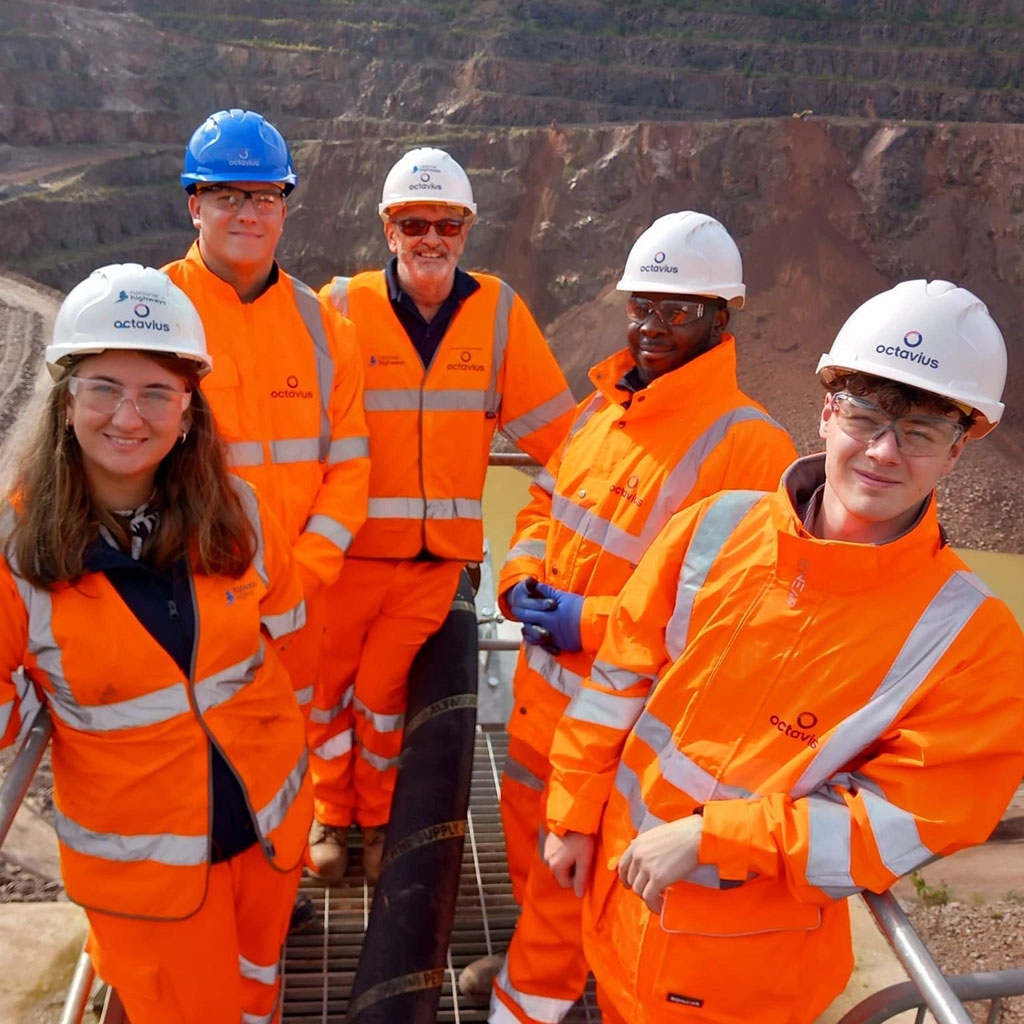 Person, Worker, Hardhat, Helmet, Glove, Adult, Male, Man, Female, Woman
