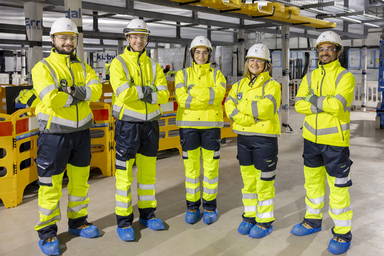Person, Worker, Helmet, Adult, Male, Man, Glove, Shoe, Glasses, Wristwatch