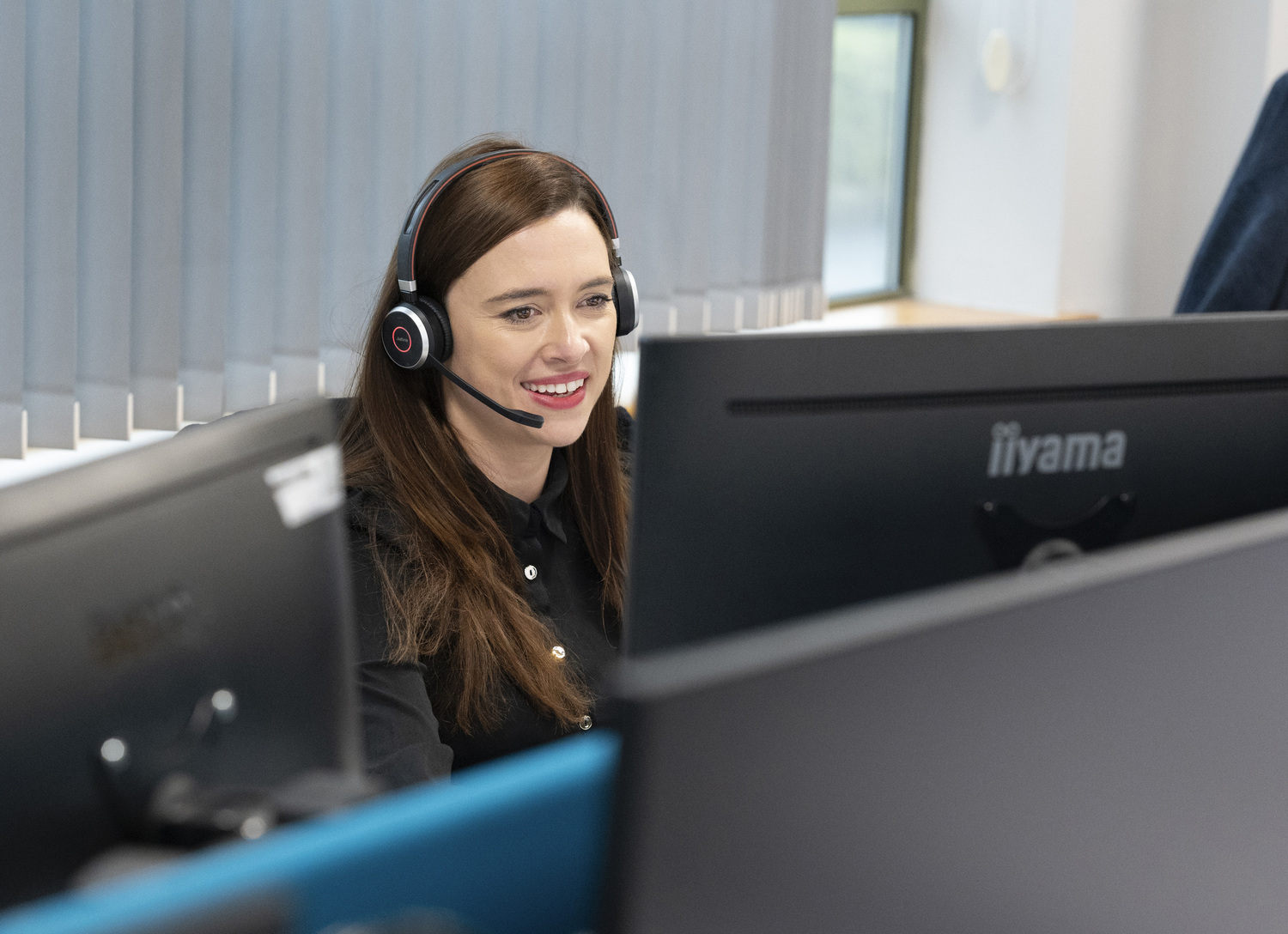 Electronics, Headphones, Face, Head, Person, Smile, Adult, Female, Woman, Executive