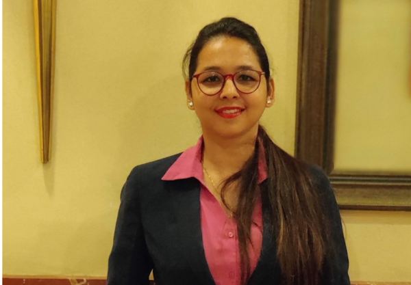 Face, Head, Person, Smile, Blazer, Portrait, Adult, Female, Woman, Glasses