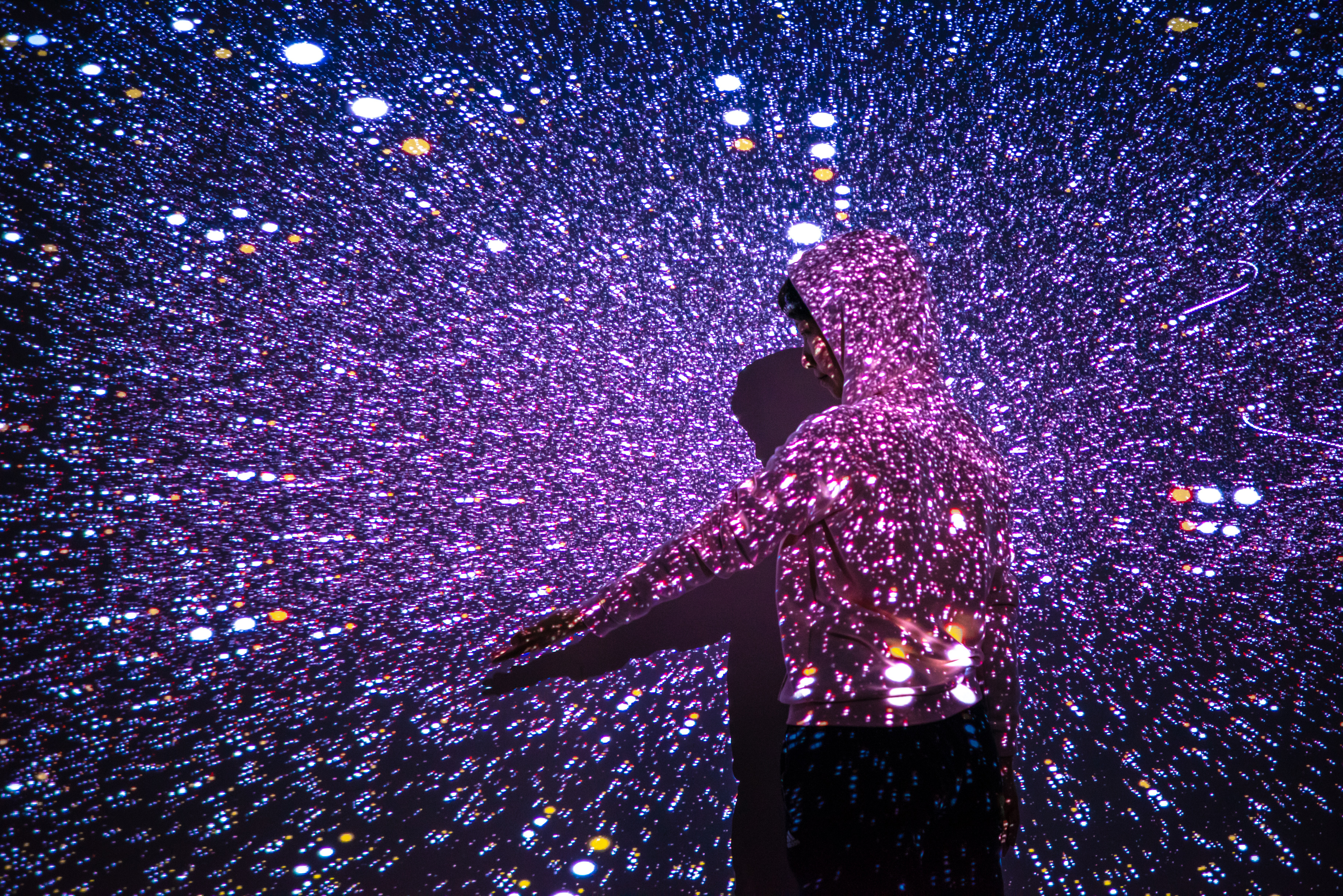 Lighting, Person, Night, Outdoors, Glitter, Light, Paper, Confetti, Purple, Face