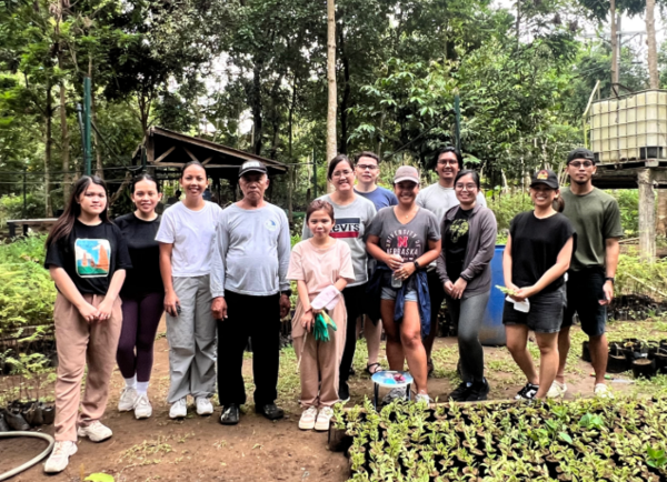 Vegetation, Garden, Nature, Outdoors, People, Herbal, Soil, Park, Shelter, Portrait
