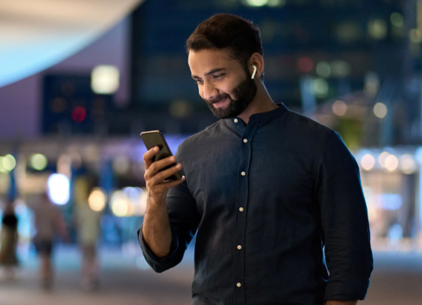 Phone, Mobile Phone, Face, Head, Person, Adult, Male, Man, Photography, Earbuds