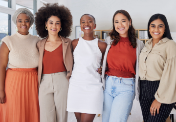 Face, Happy, Head, Person, Smile, Adult, Female, Woman, Groupshot, People