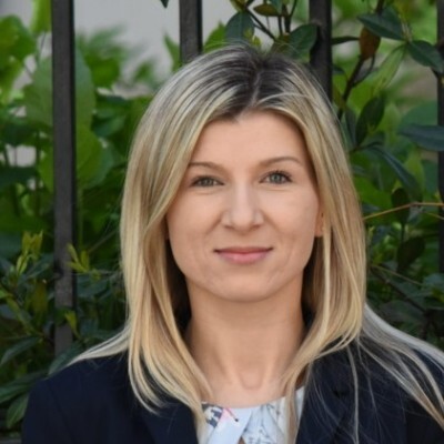 Blonde, Hair, Person, Face, Head, Neck, Adult, Female, Woman, Portrait