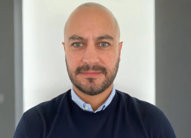 Head, Person, Face, Adult, Male, Man, Photography, Portrait, Crew Cut, Hair