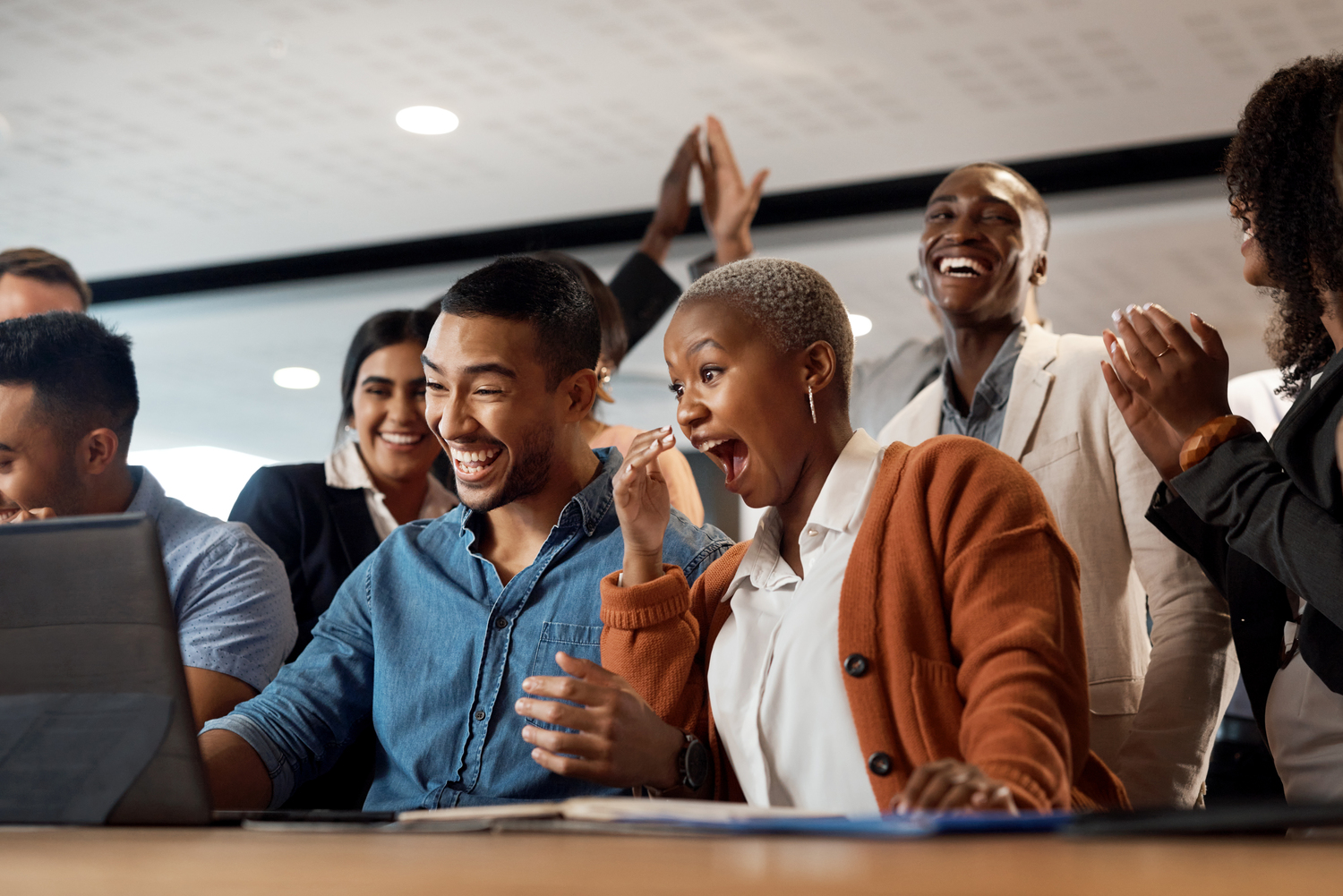 Head, Person, Face, Adult, Male, Man, Ring, Female, Woman, Laptop
