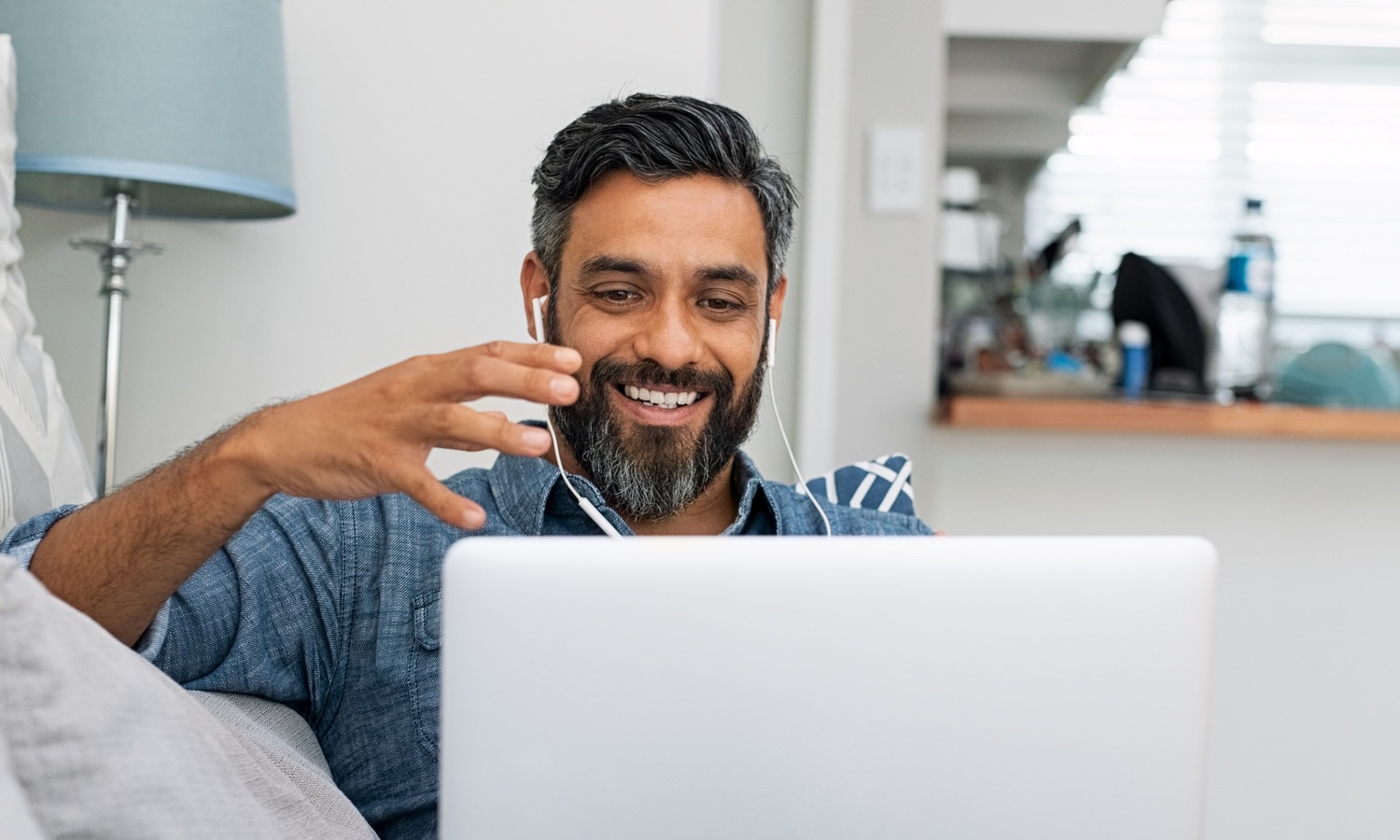Head, Person, Face, Happy, Smile, Adult, Male, Man, Laptop, Earbuds