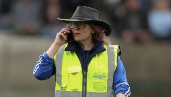 Person, Worker, Face, Head, Clothing, Vest