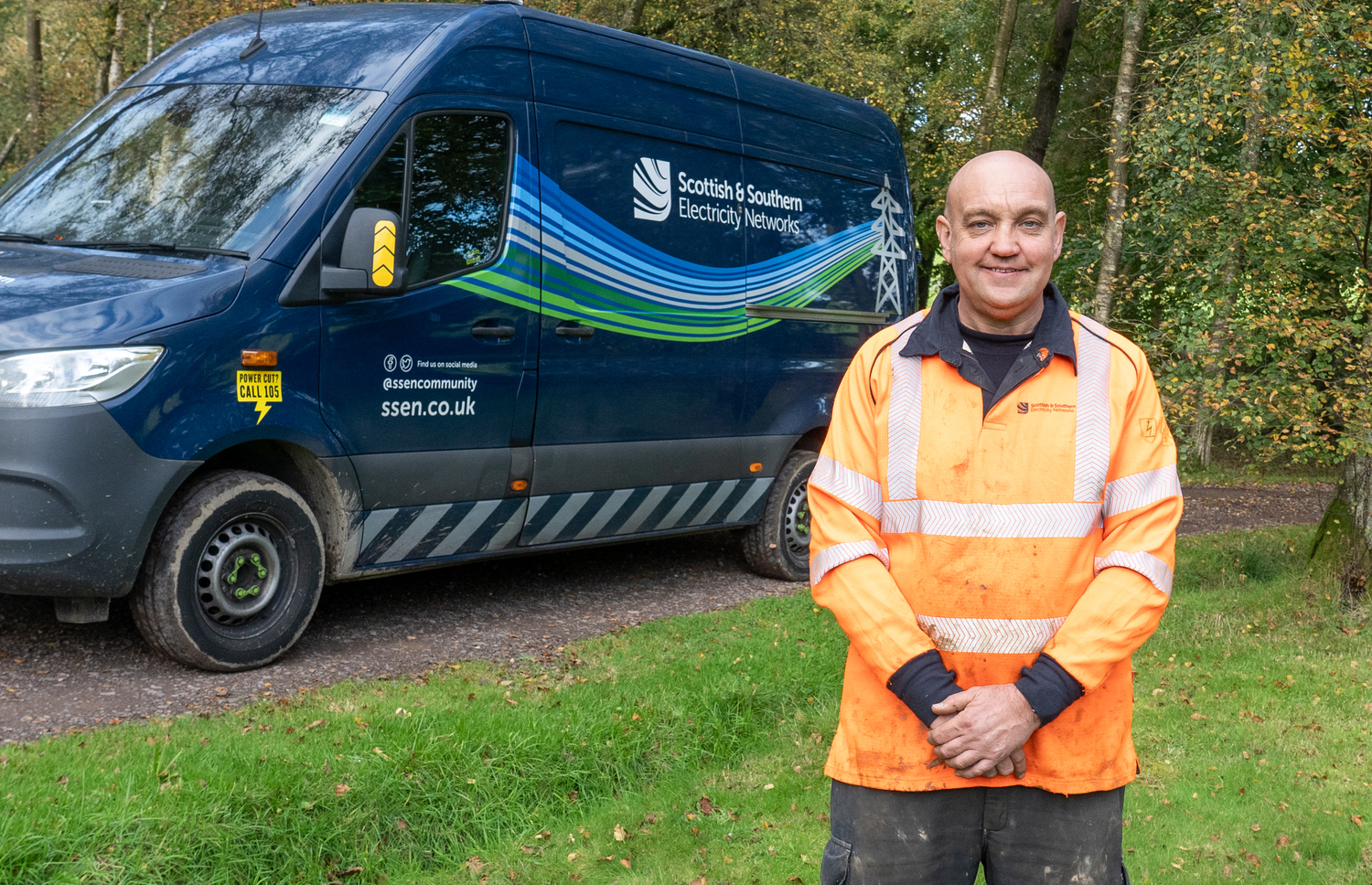 Van, Vehicle, Adult, Male, Man, Person, Wheel, Moving Van, Glove, Jacket