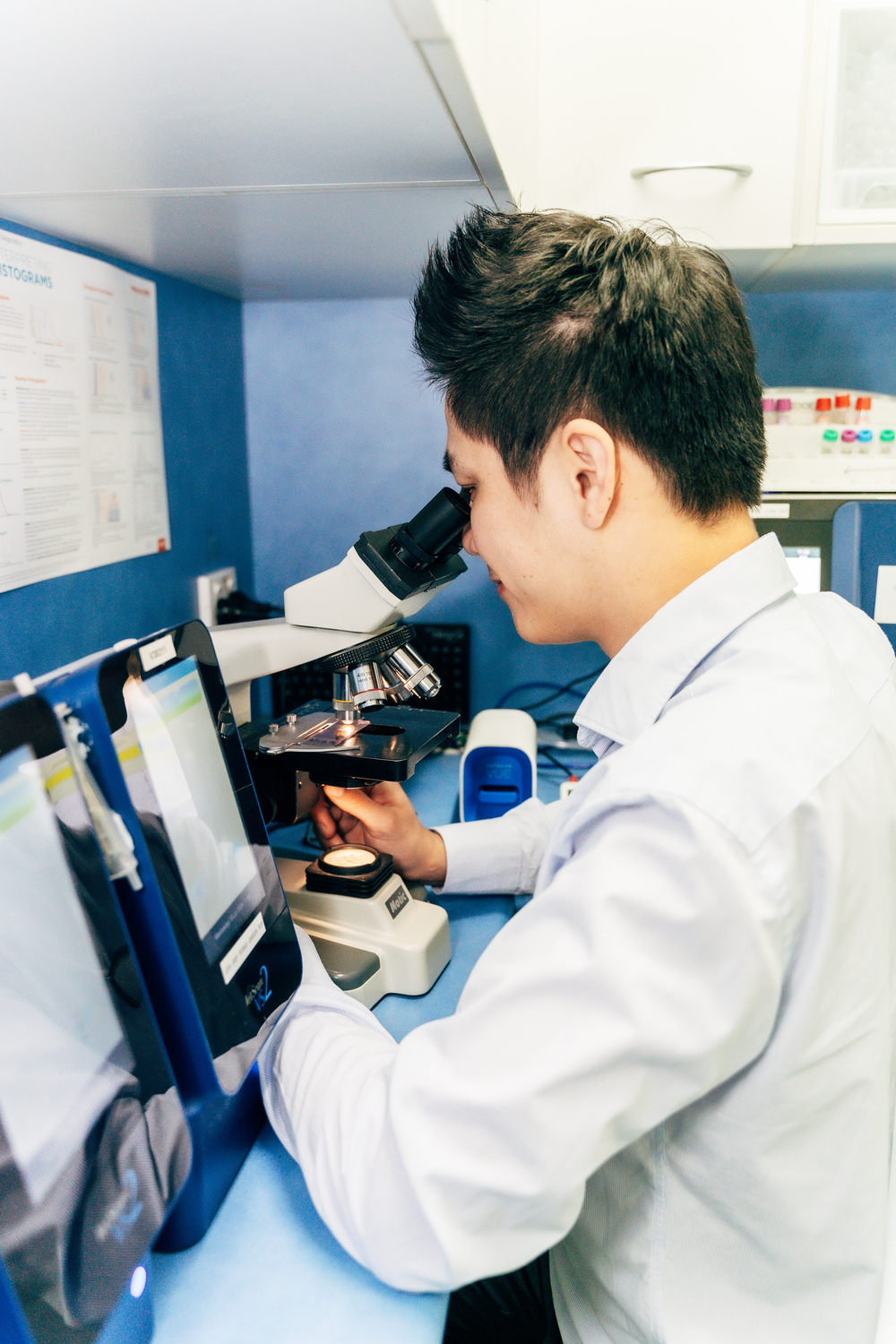 Adult, Male, Man, Person, Laboratory, Face, Head, Scientist
