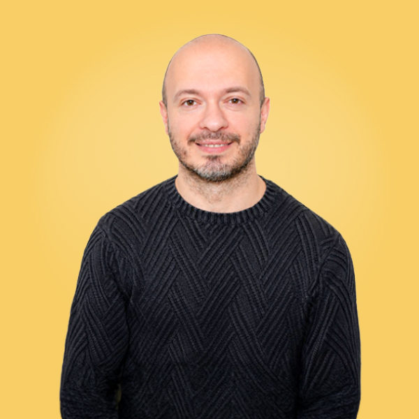 Luciano_600x600_V02.jpg