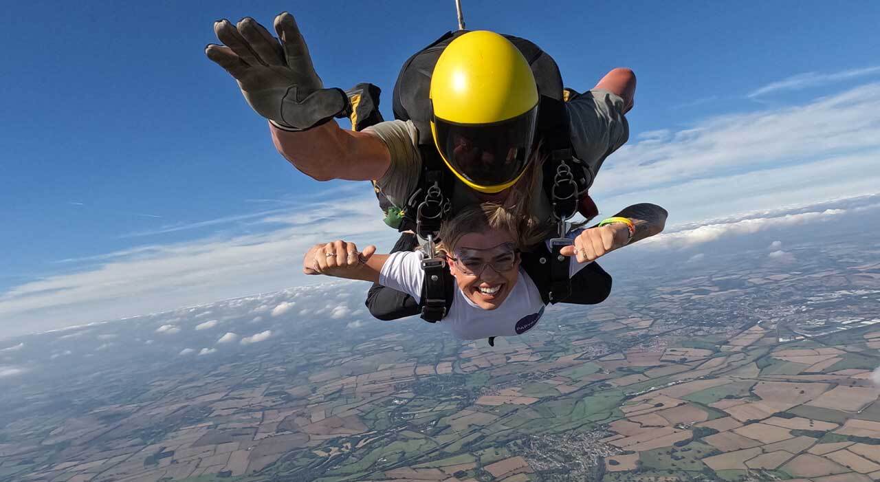 Helmet, Adult, Male, Man, Person, Glove, Adventure, Face, Head, Skydiving