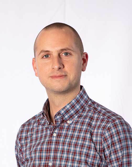 Shirt, Face, Head, Person, Photography, Portrait, Neck, Adult, Male, Man