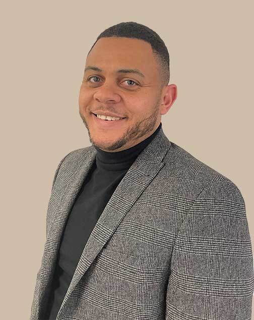 Coat, Blazer, Jacket, Face, Head, Photography, Portrait, Smile, Formal Wear, Suit